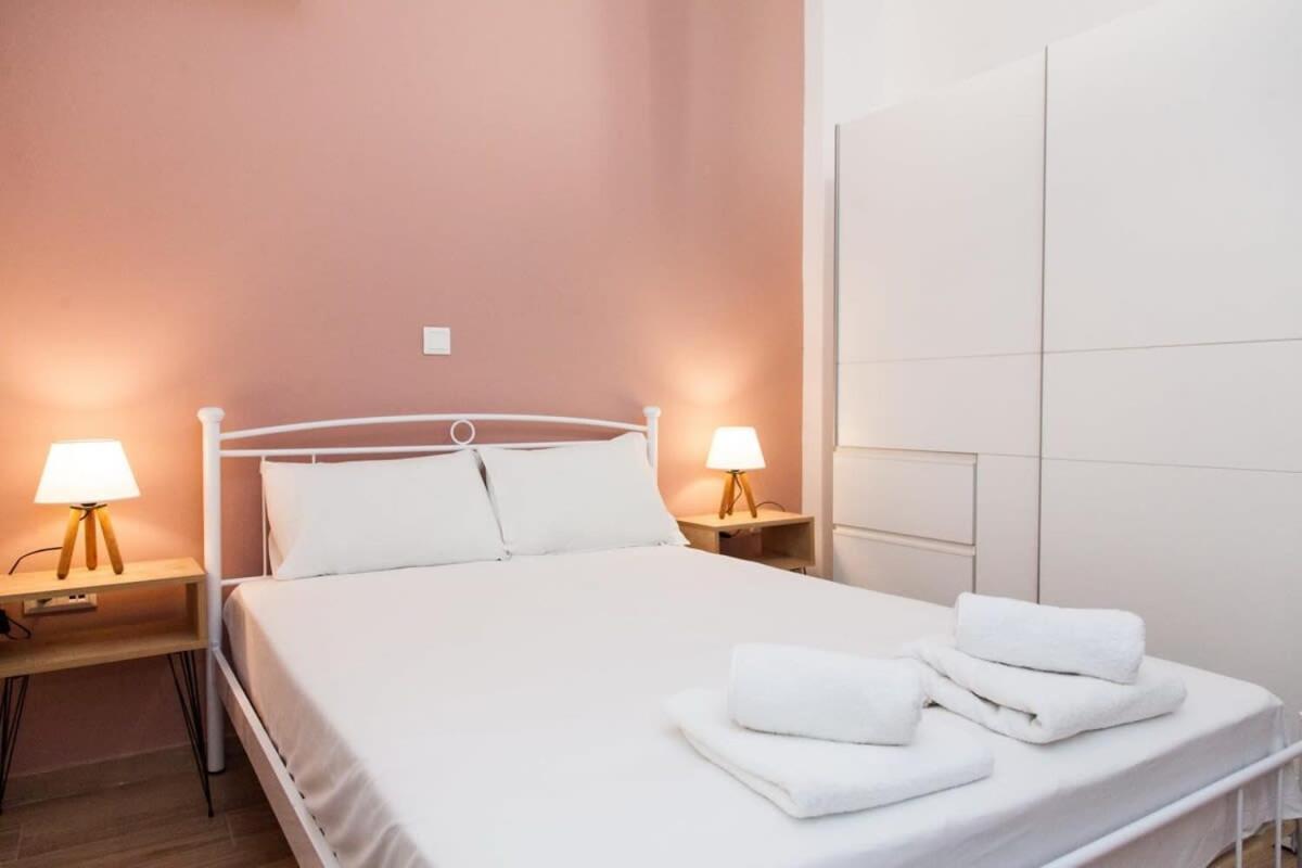 Beautiful New Apartment In Petralona Афины Экстерьер фото